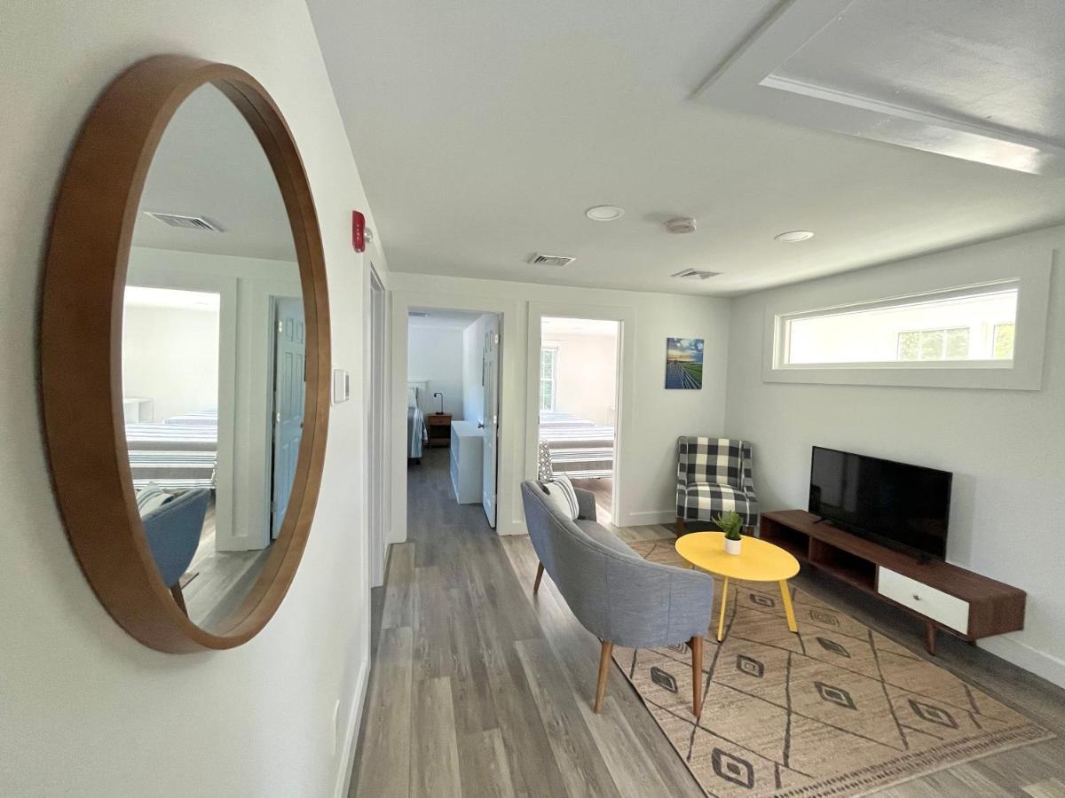 Kingfisher Lodging 丹尼斯 外观 照片