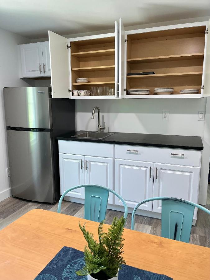 Kingfisher Lodging 丹尼斯 外观 照片