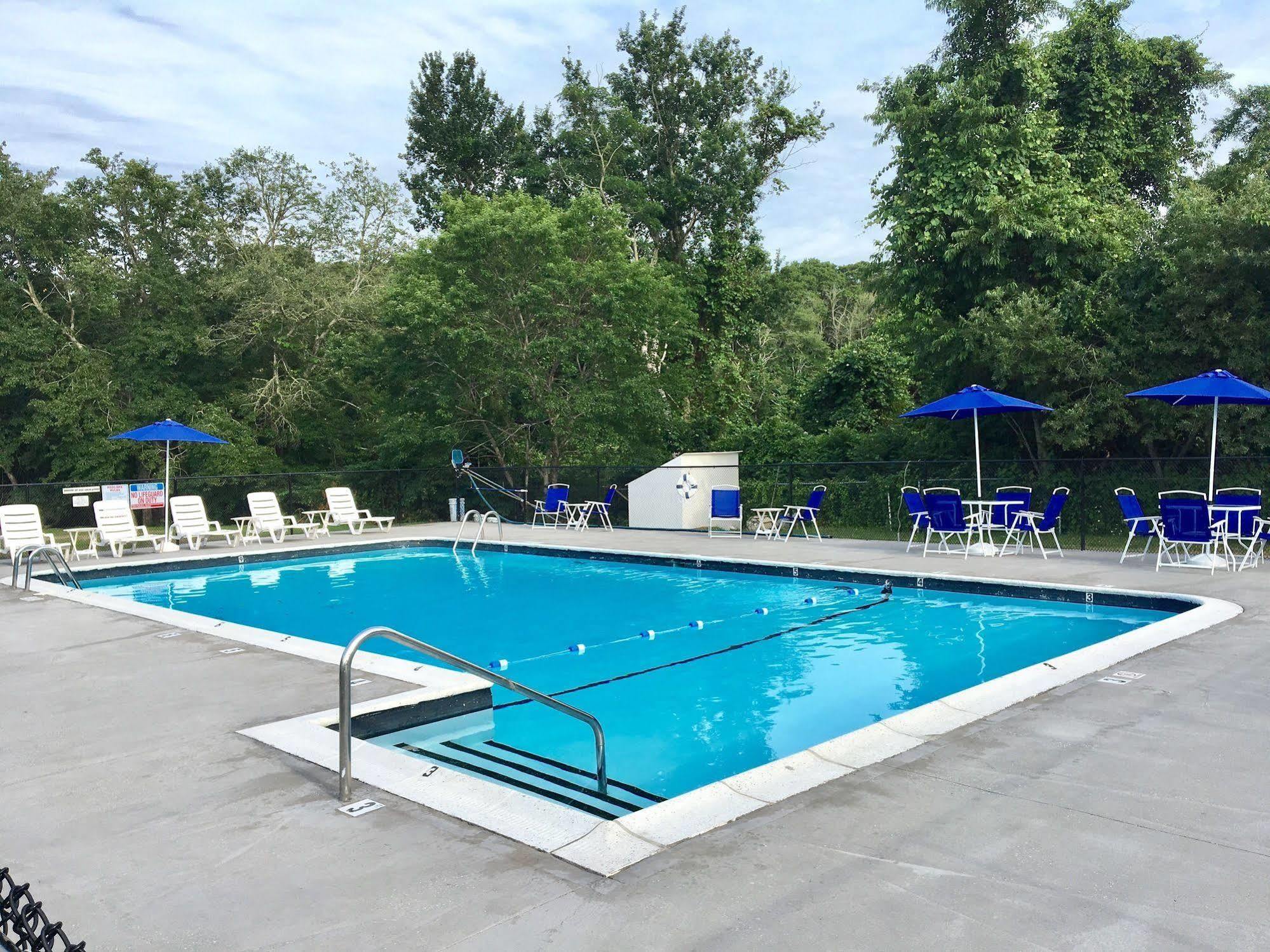 Kingfisher Lodging 丹尼斯 外观 照片